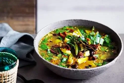 die-haut-alles-weg-fischsuppe-in-sauer-scharf,id=048c737d,b=lecker,w=1600,rm=sk-3587363849.webp