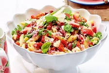 pizza-nudelsalat-kochen-und-geniessen-08-2016-F8576402,id=5d2fe4f8,b=lecker,w=610,cg=c-388610...webp