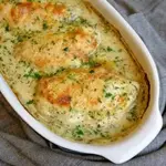Überbackene-Hähnchenbrust-in-Kräutersauce-scaled-500x500_1.webp