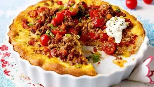 zwiebel-tomaten-quiche-mit-hackfleisch,id=34b143cc,b=lecker,w=850,ca=0,12.50,100,87.50,rm=sk-...webp