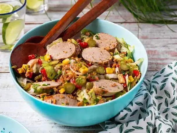einfacher-bratwurstsalat-b,id=fbf593d0,b=lecker,w=610,cg=c-2110808620.webp