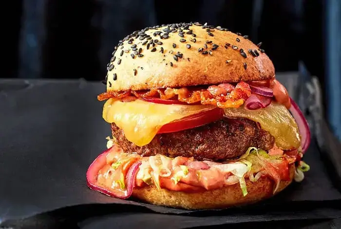 burger-the-only-one_id_6df6dfad_b_lecker_w_980_rm_sk.webp