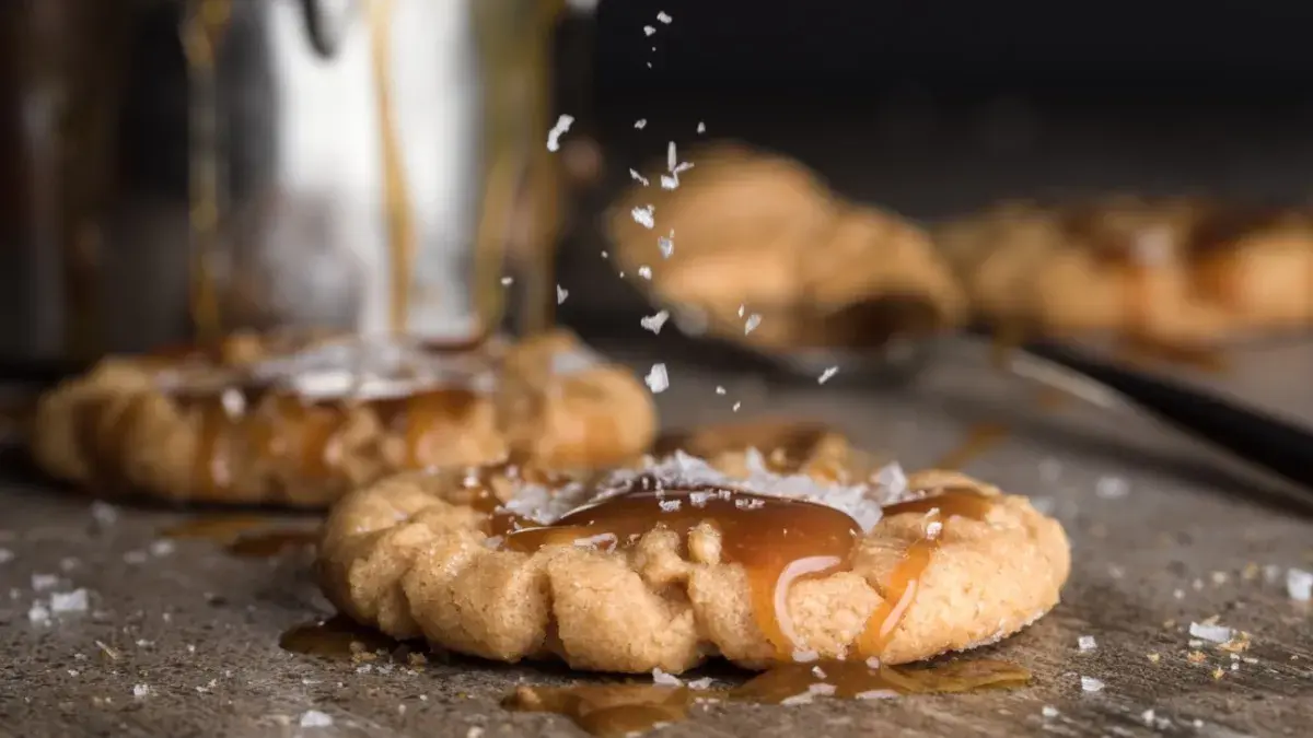 salted-caramel-cookies.webp