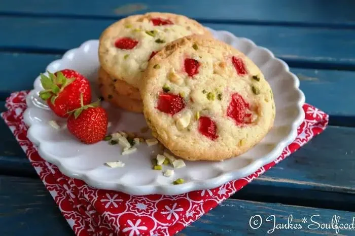 Erdbeer-Pistazien-Cookies - Janke Soulfood (1 von 1).webp