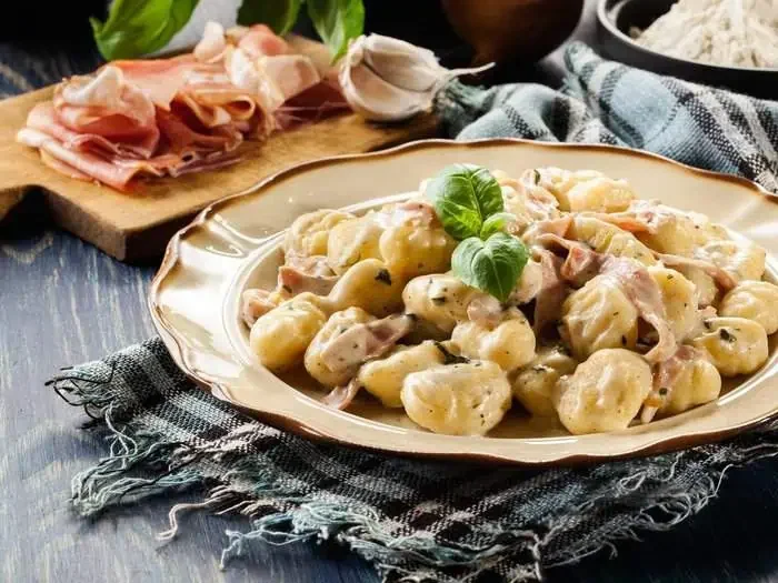 Gnocchi in Schinken-Rahm-Soße@2x.webp