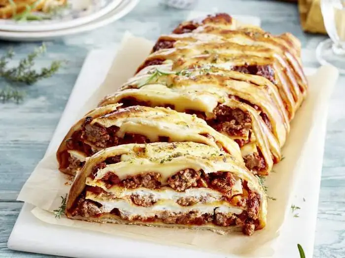 Lasagne-Blaetterteigzopf02@2x.webp