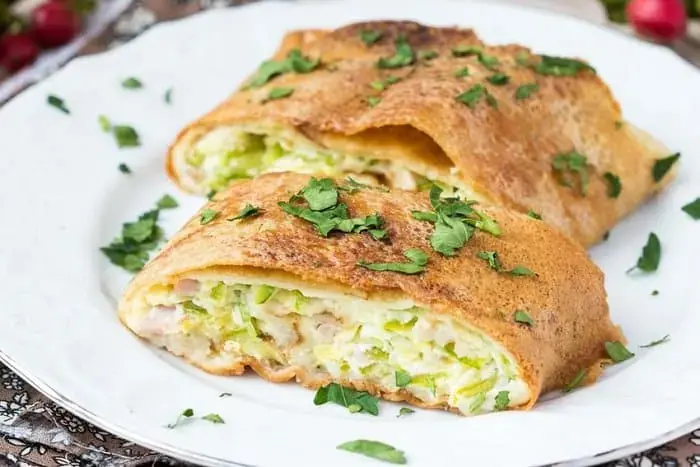 zucchini-schinken-strudel_20792-4129523290.webp