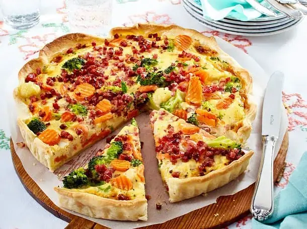 gemuese-quiche-f8529601,id=461fb4ee,b=lecker,w=610,cg=c-3717469965-1.webp