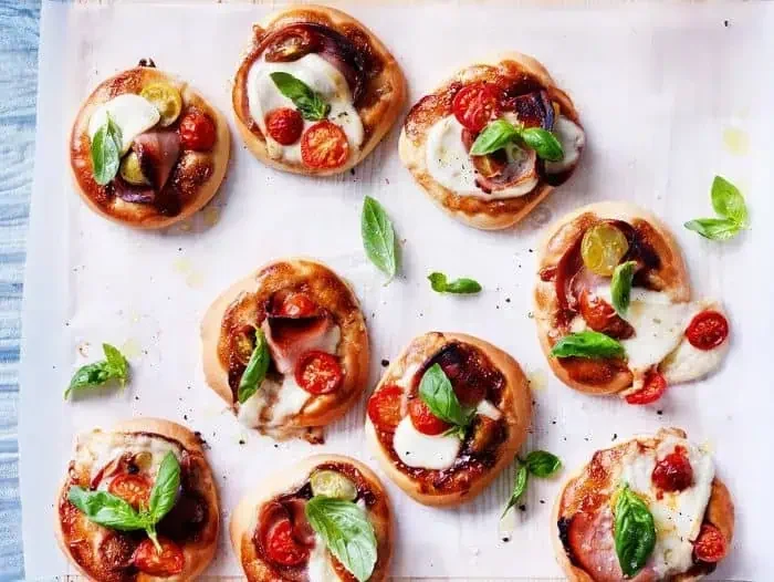 italienische-pizzettas_id_da5b8d8d_b_lecker_w_980_rm_sk.webp