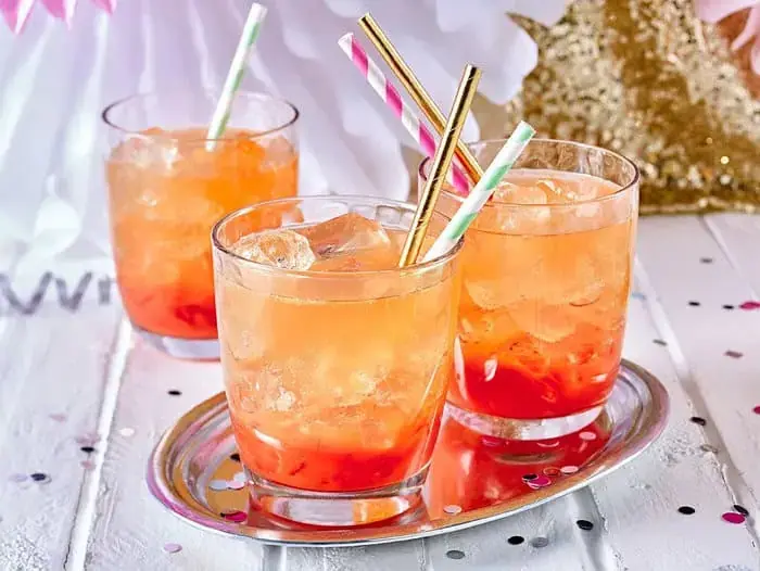 blutorangen-gin-cocktail_id_71816de3_b_lecker_w_980_rm_sk.webp