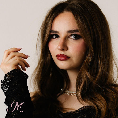 770061421_2julia-meladin.jpg